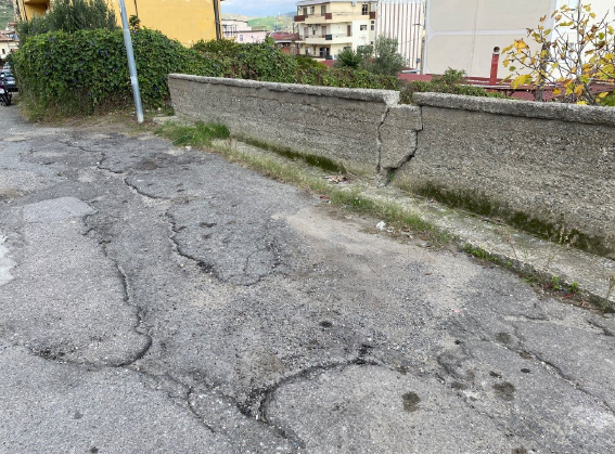 Muro pericolante