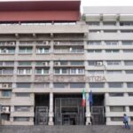 Cosenza, rapì neonata in clinica: 5 anni e 4 mesi di carcere. Gup riconosce attenuanti generiche. Aveva simulato gravidanza per 9 mesi (con link)